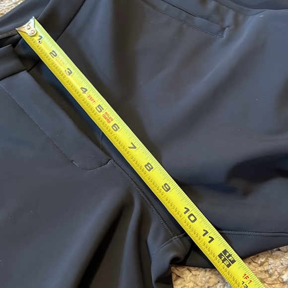 Lululemon pants 8 - Picture 6 of 6